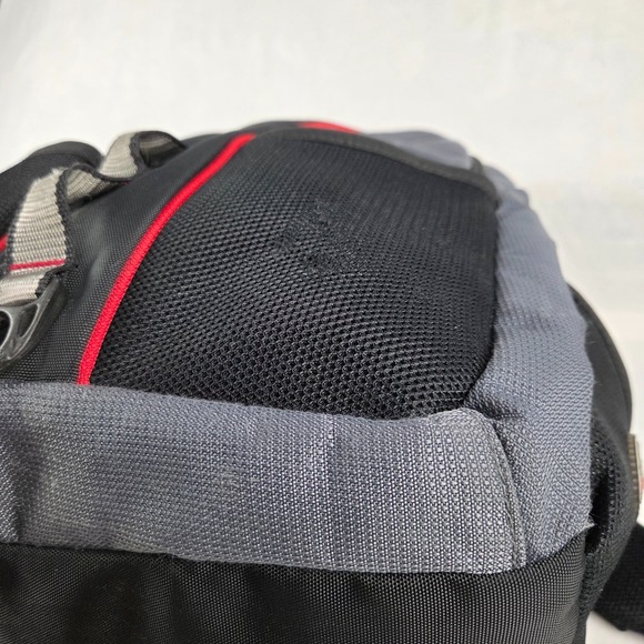Swiss Gear Backpack Black Gray Red Laptop Travel Airflow Great Condition - Picture 7 of 14
